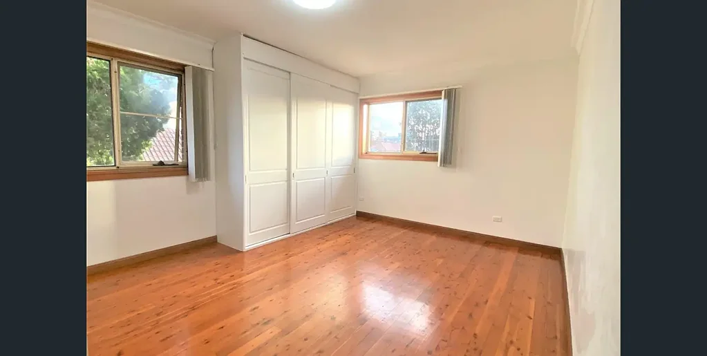 Large 4 Bedroom Dual Occupancy