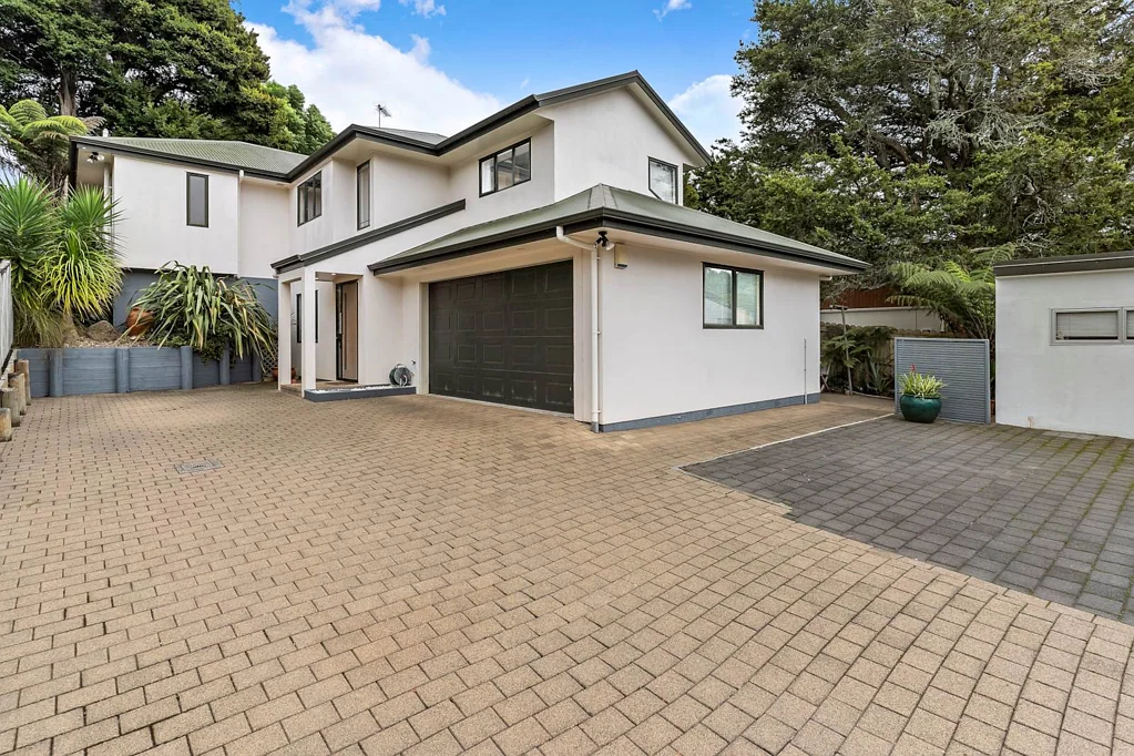 Pukekohe 4房  Family Friendly Living Dual Options in the Valley
