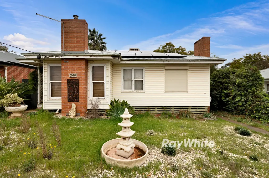 37 Laurel Street, Red Cliffs, VIC 3496