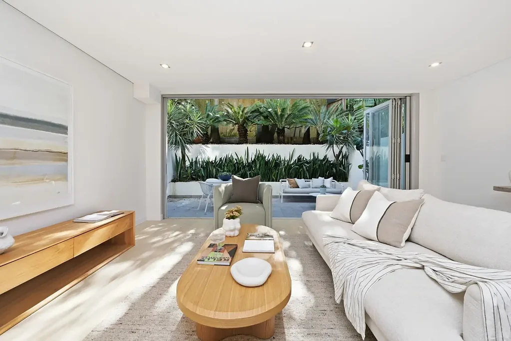 Bondi 2 Slaapkamer House-Like Living with Private Courtyard Between Bondi & Tamarama