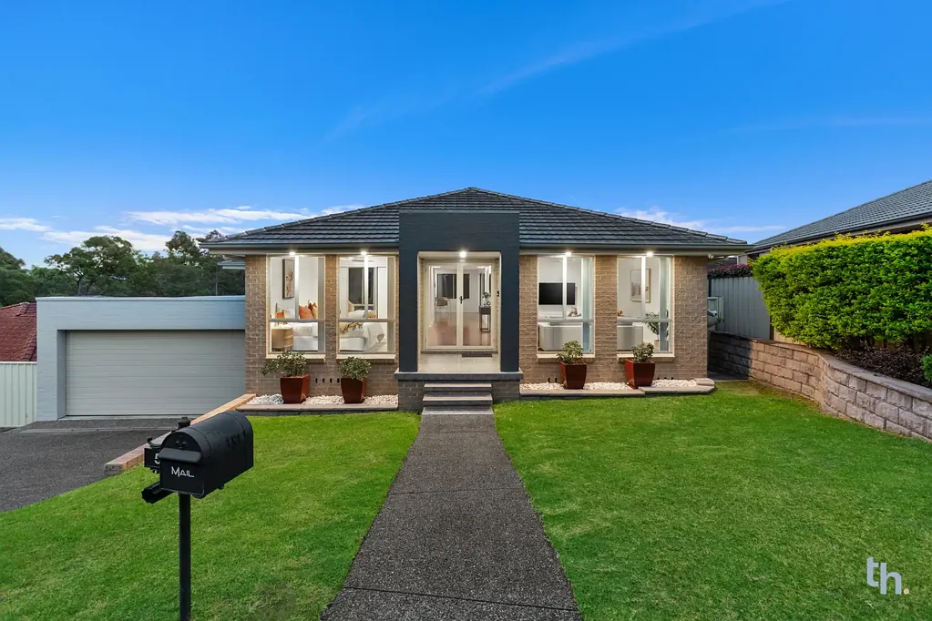 51 Araminta Chase, Cameron Park, NSW 2285