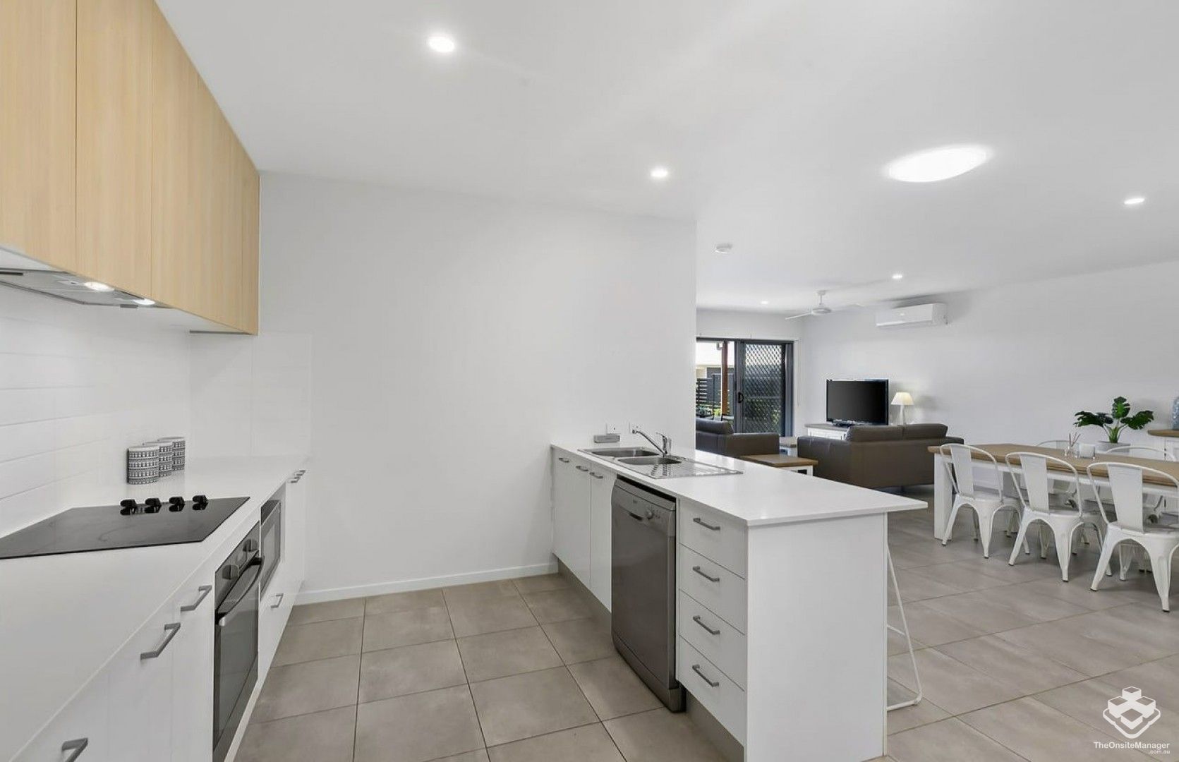 20 SALISBURY ST, REDLAND BAY QLD 4165, 0 ห้องนอน, 0 ห้องน้ำ, Townhouse