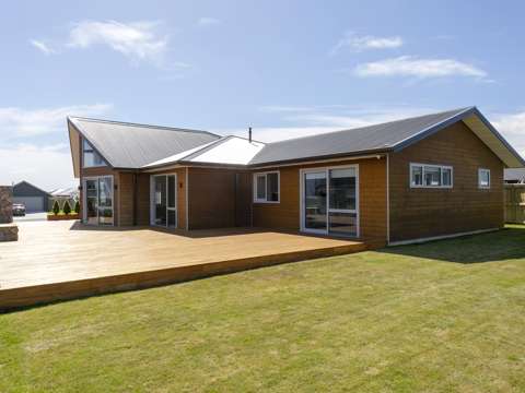 Wharewaka 4房  Excellence redefined in Taupo's residential market
