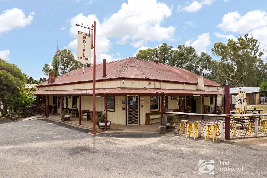 Mudgee 3房  THE GOLD AND FLEECE HOTEL