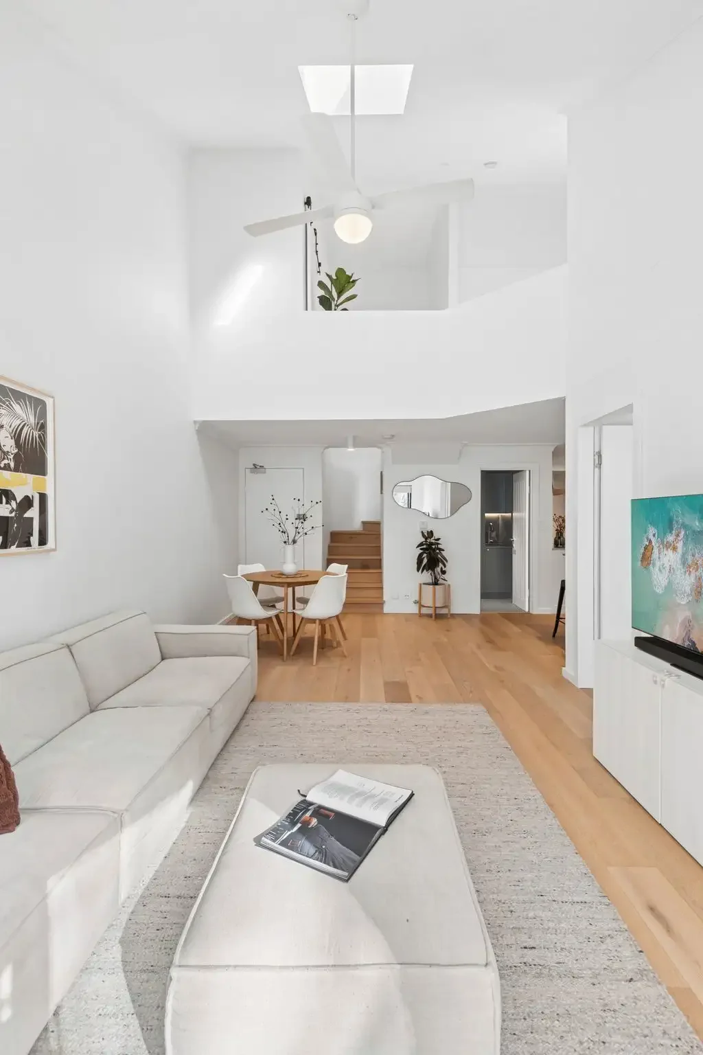 Dee Why 2Zimmer Luxury living, beautifully reimagined