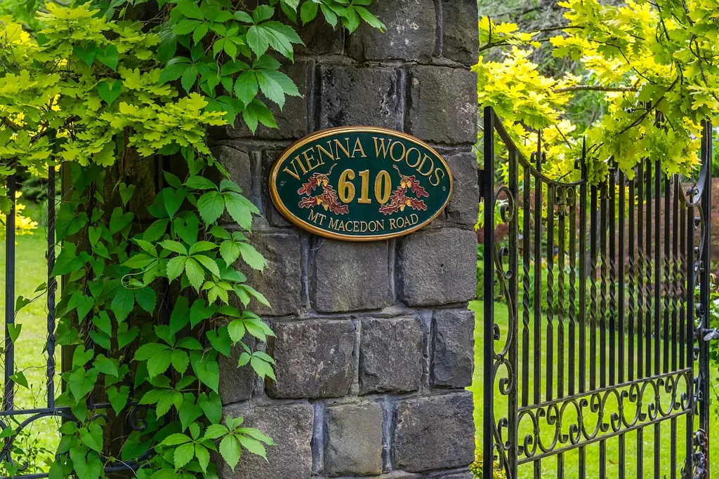 Mount Macedon 5房  Vienna Woods