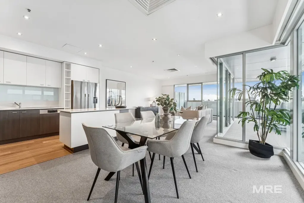 1203/12 Yarra Street, South Yarra, VIC 3141