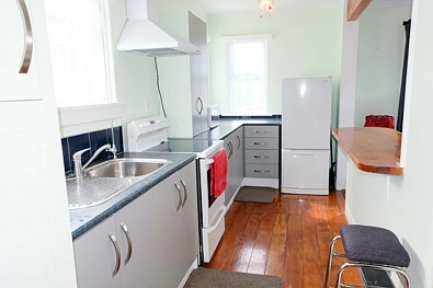 SEMI FURNISHED FIXED TERM LEASE