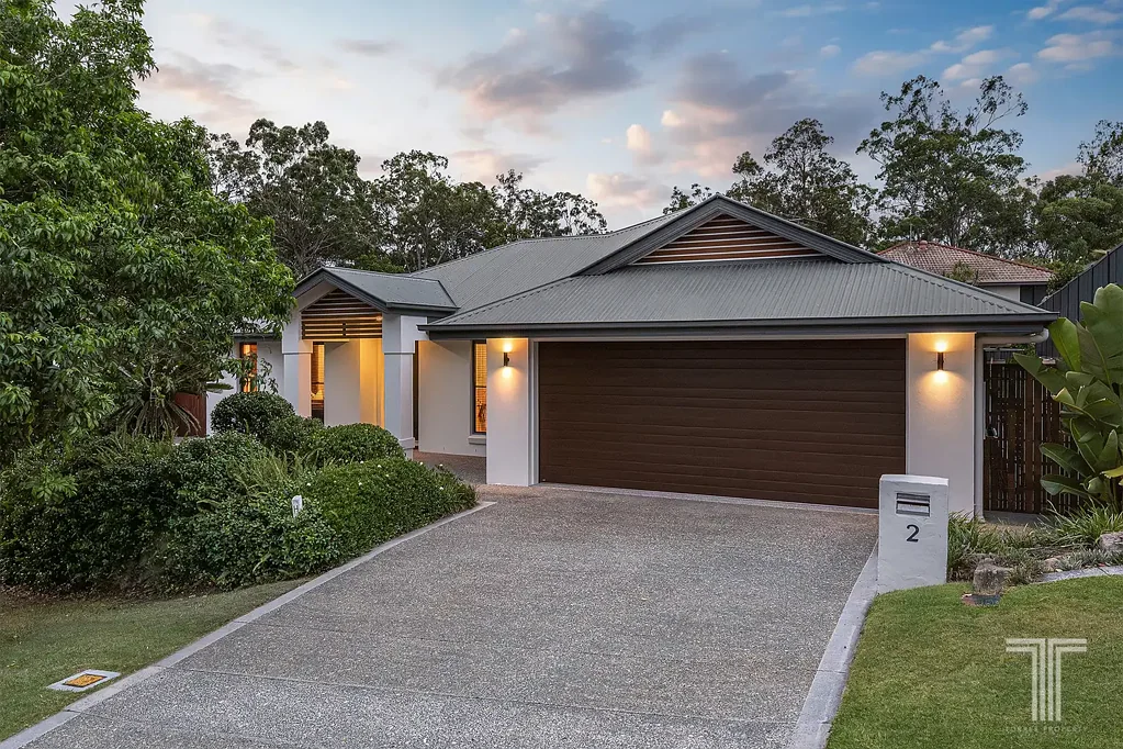 2 Ardennes Close, Mansfield, QLD 4122