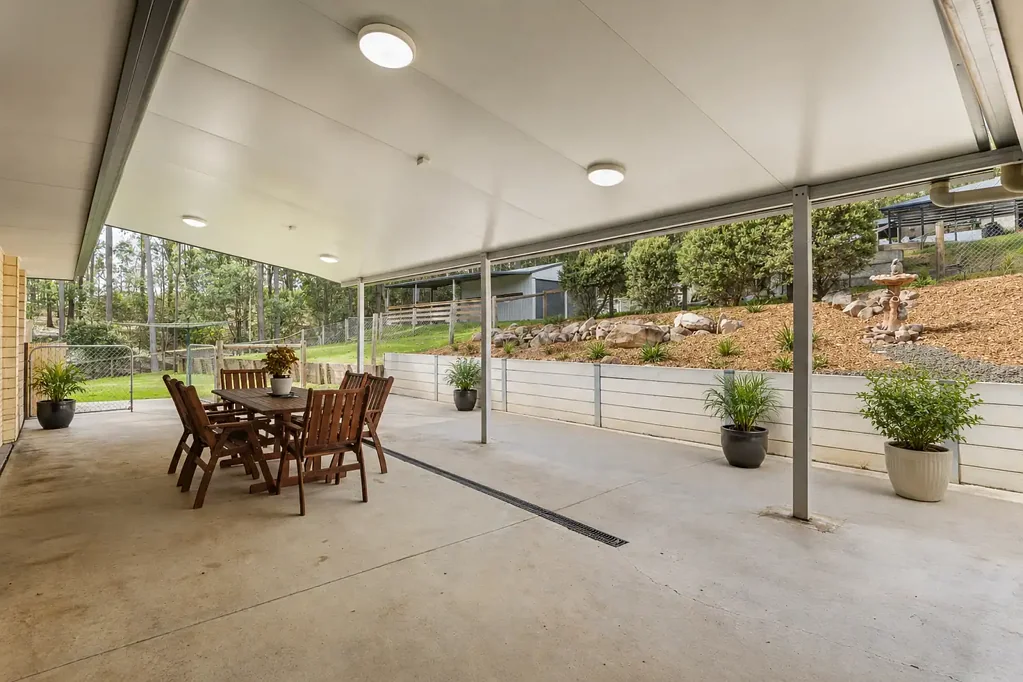 Woodhill 5Kwarto The Ultimate Family Lifestyle – Spacious Home on 1.5 Acres with Room for Horses.