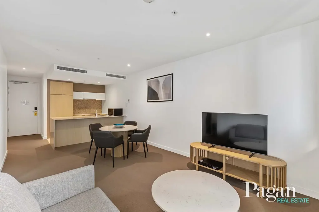 Southbank 2房  Spacious 2-Bedroom + Study (Optional 3rd Bedroom) with great City Views