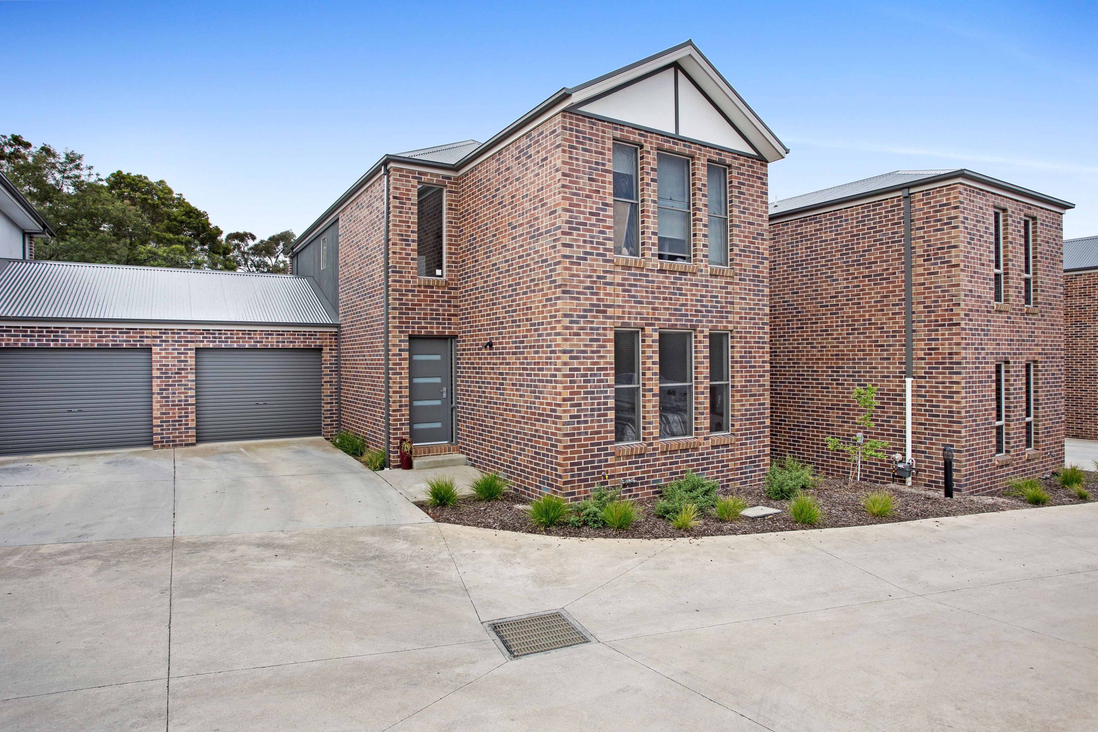 2 NADER CL, REDAN VIC 3350, 0 rūma, 0 rūma horoi, Townhouse