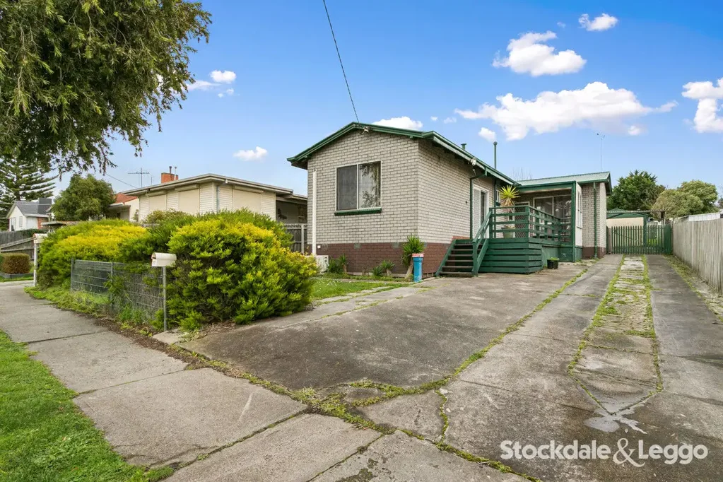 Morwell 3Phòng ngủ Opportunity to add value, Ideal first home or Investment in strong rental growth region