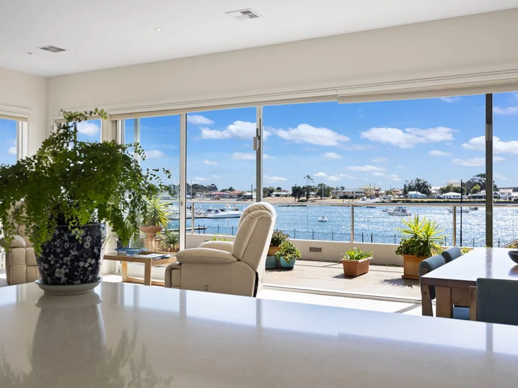 1/11 Adelaide Street, George Town, TAS 7253