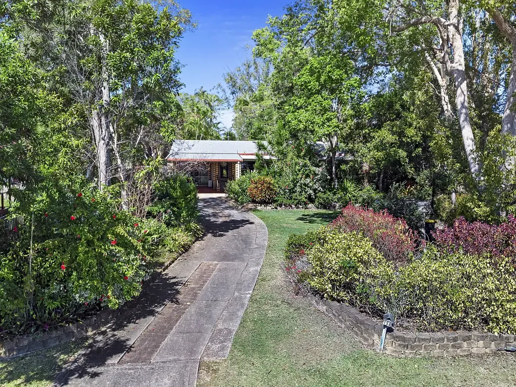 Tinana 3બેડરૂમ Peaceful, Private & Packed with Potential on Half an Acre