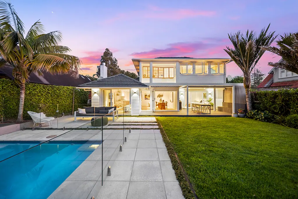 32 Raymond Street, Point Chevalier, Auckland City, Auckland