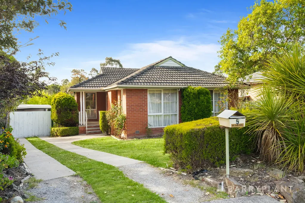 5 Monomeith Street, Mooroolbark, VIC 3138