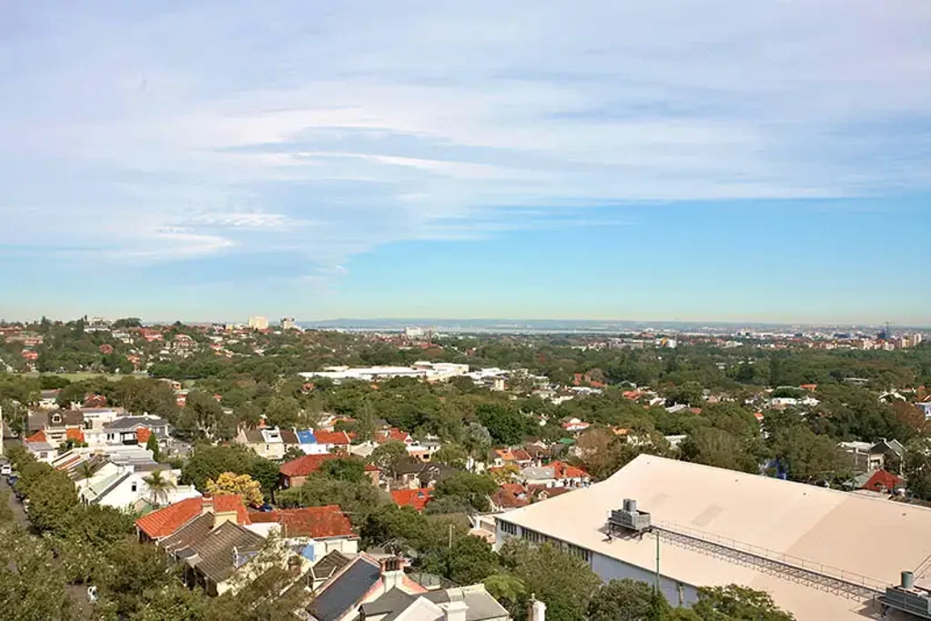 Executive open-plan living in Genoa | District views