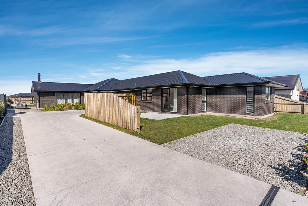 Darfield 5 Bedroom Two homes, huge shed, income potential