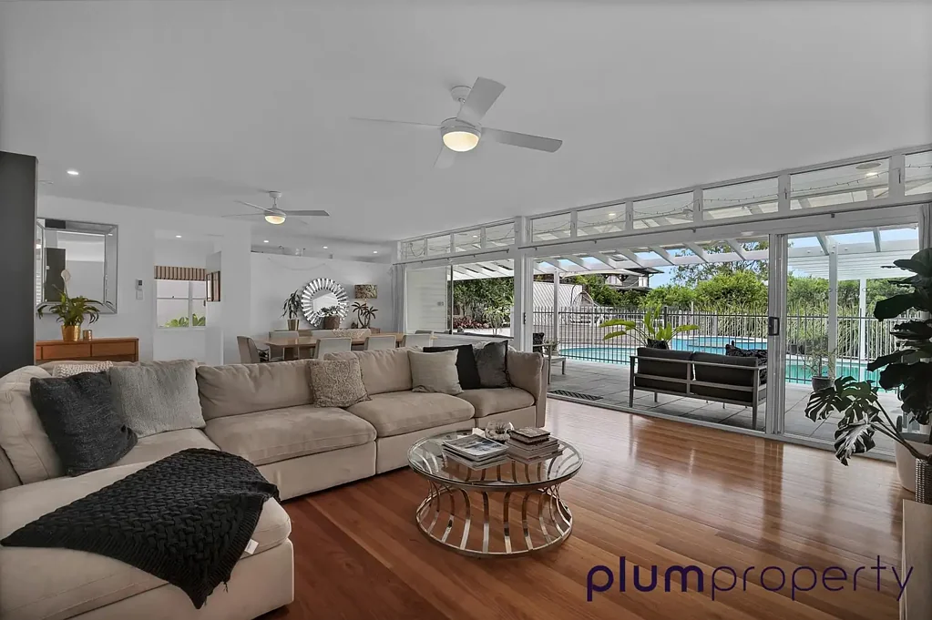 Executive Entertainer in the Heart of Toowong
