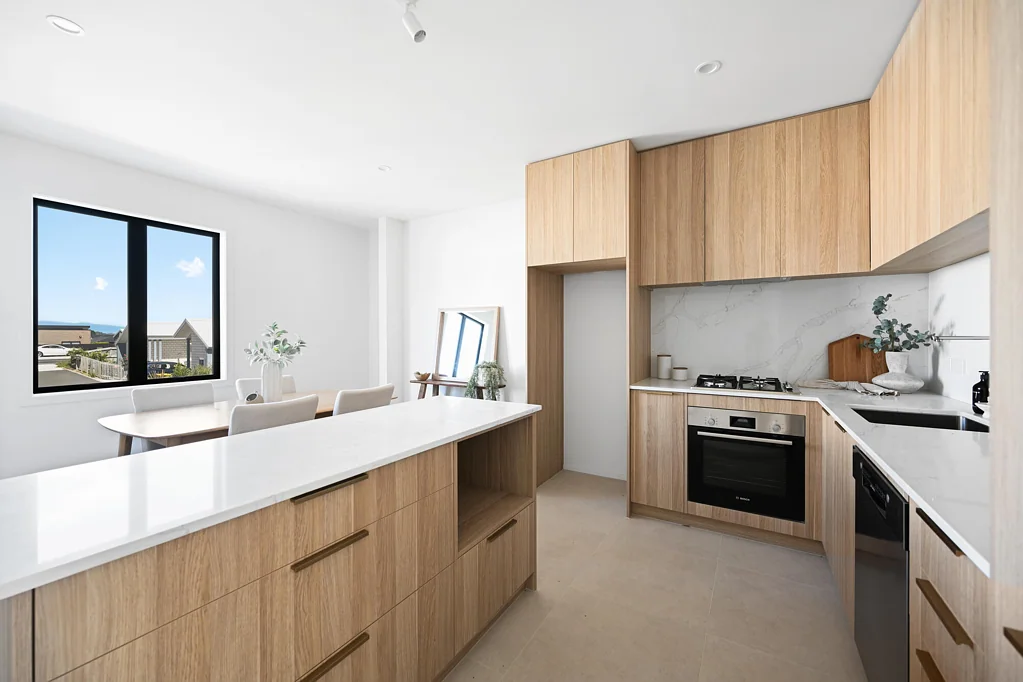 Huntington 4બેડરૂમ Brand New. Tenant Ready. Seriously For Sale.