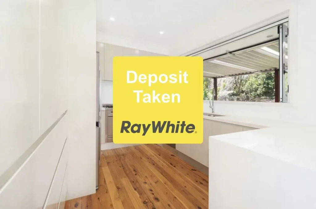 Renovated| Modern | Well maintained| Comfort Family Home in Epping