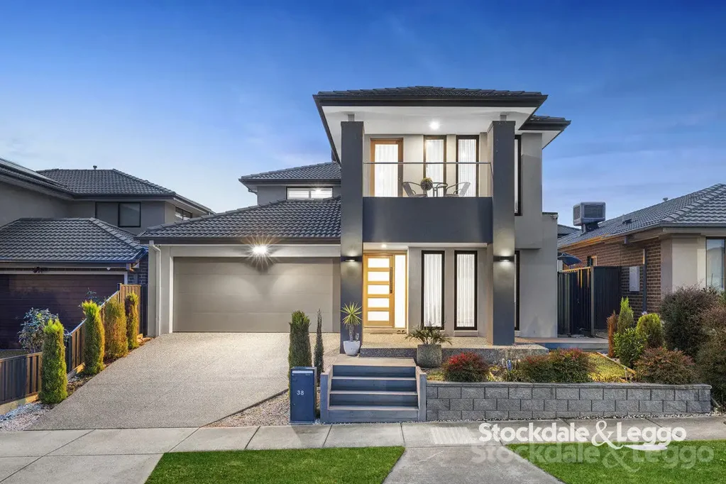 38 Charleston Chase, Berwick, VIC 3806