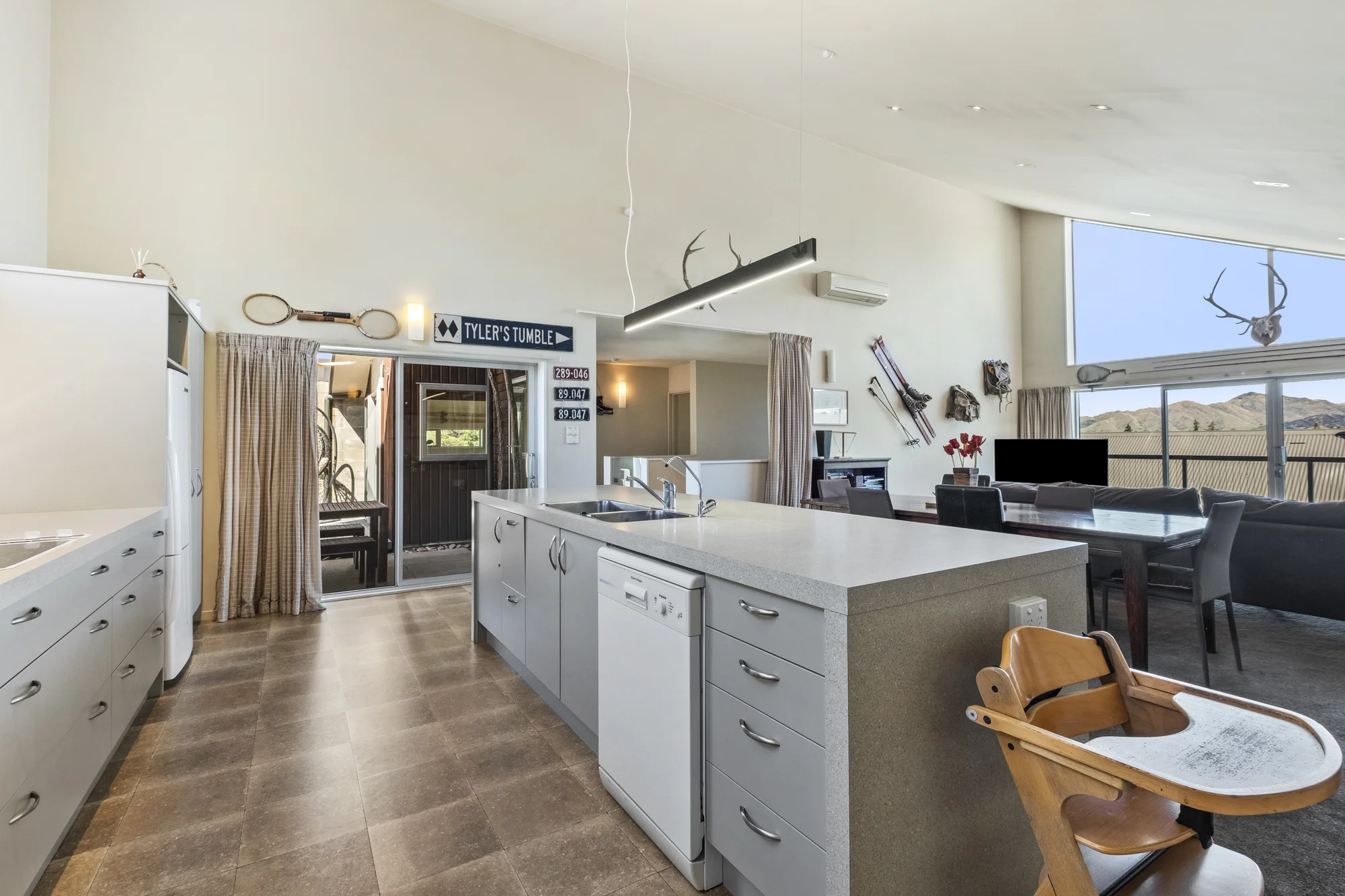 90 Conical Hill Road, Hanmer Springs, Hurunui, Canterbury, 3 Bedrooms, 2 Bathrooms, House