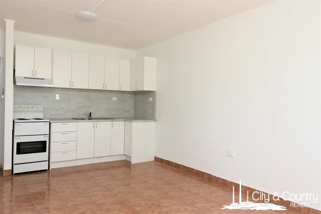 1-3/8 Carbine Avenue, Mount Isa, QLD 4825