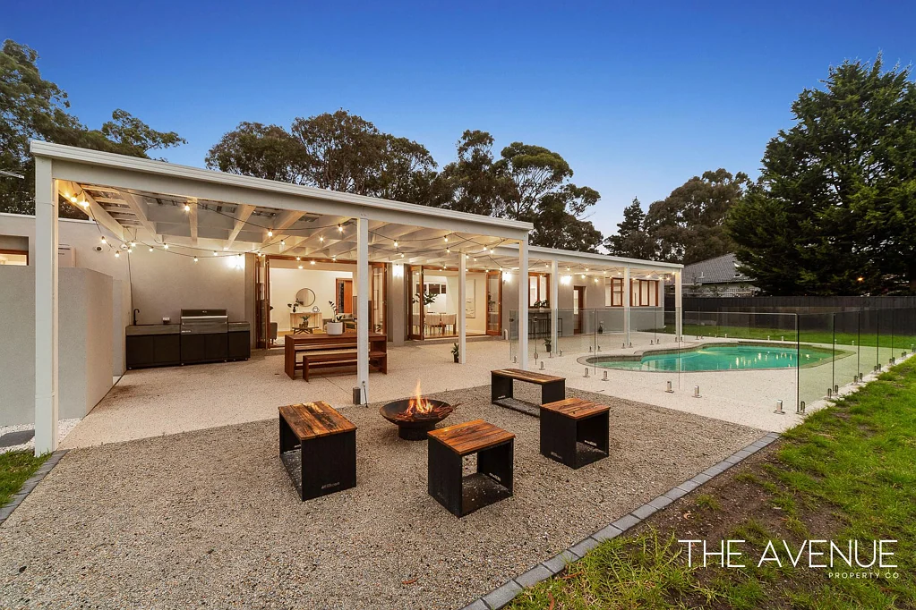 Frankston South 4ห้องนอน Prestige & Prime: A Transformed Modern Masterpiece