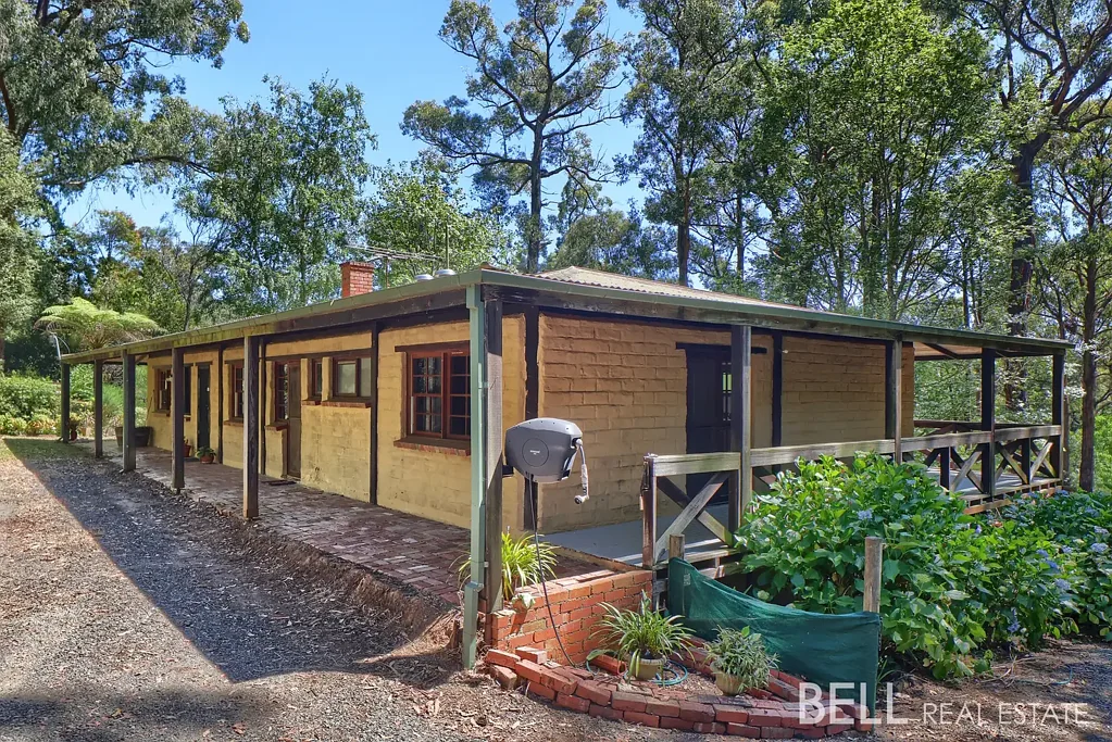 35 Second Avenue, Cockatoo, VIC 3781