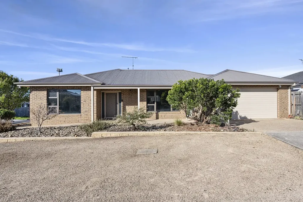 Waurn Ponds 4房  High-Demand Location | Strong Investment Appeal