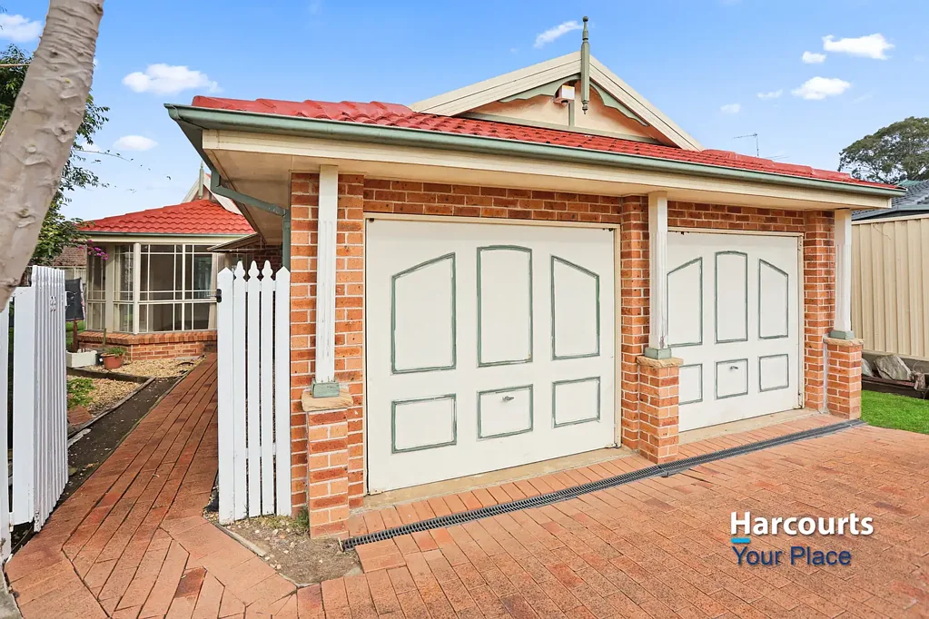 33 Willow Grove, Plumpton, NSW 2761