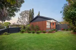 24 Paisley Drive, Frankston