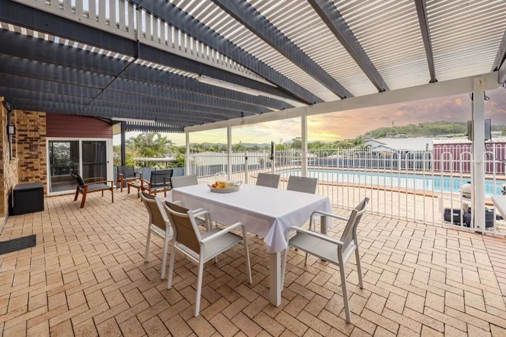 99 J Hickey Avenue, Clinton, QLD 4680