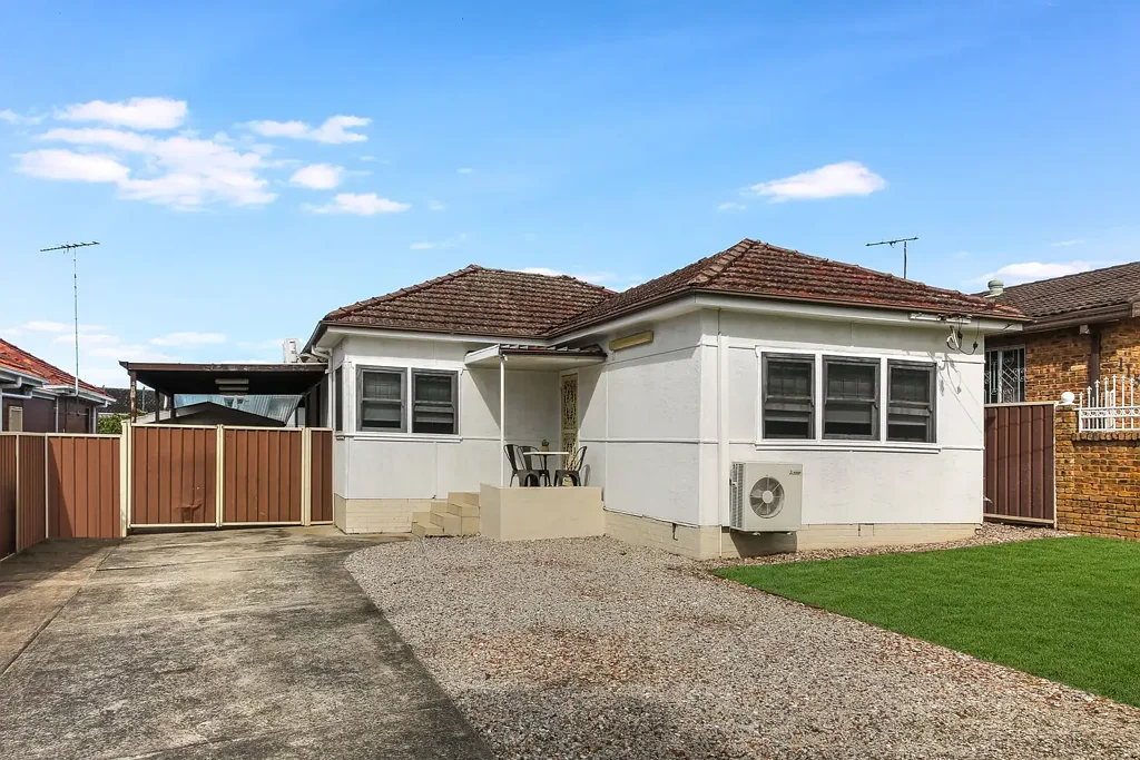 113 Hillcrest Avenue, Greenacre, NSW 2190