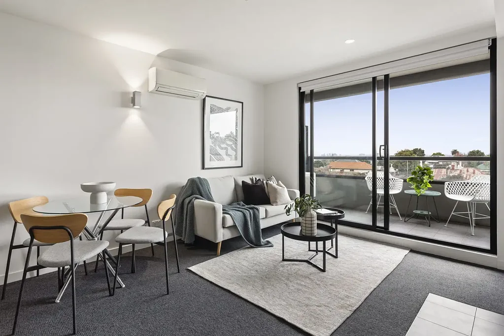 Essendon 1Habitaciones Experience the Best of Village Living