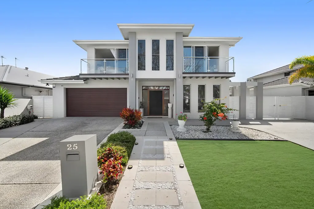 25 The Peninsula, Helensvale, QLD 4212