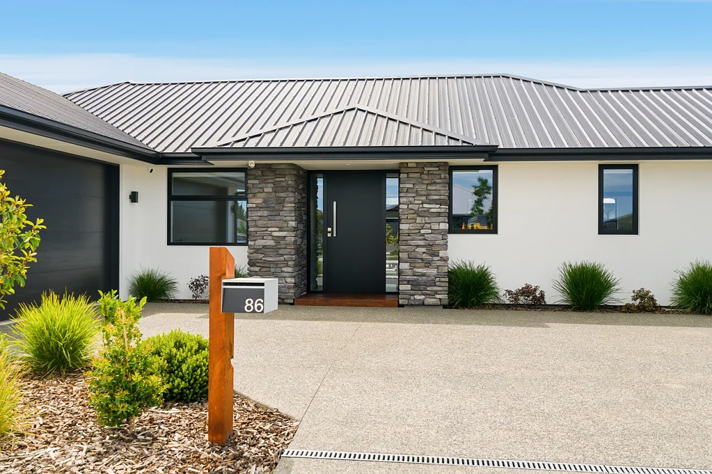 Rolleston 4 Slaapkamer Want to be in for Christmas?