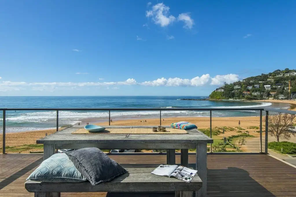 PALM BEACH BEACHOUSE - 3 MONTH LEASE