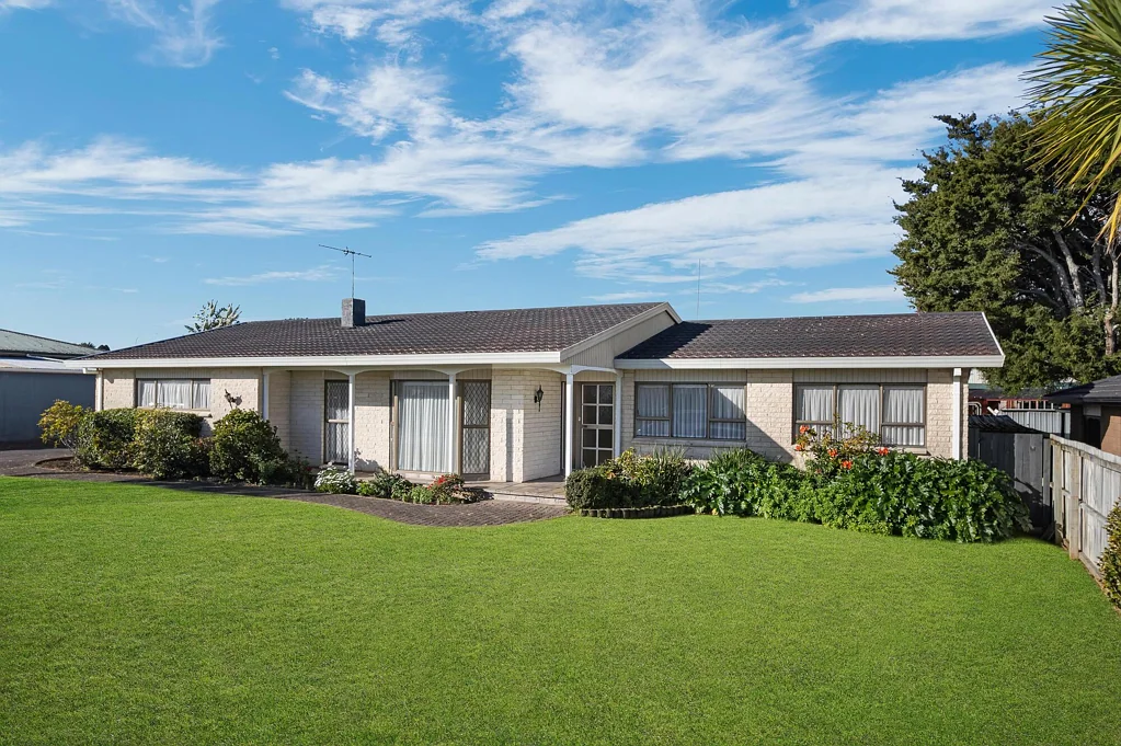 Papatoetoe 3 Slaapkamer Downsizing Vendor - Don't Miss This Opportunity!