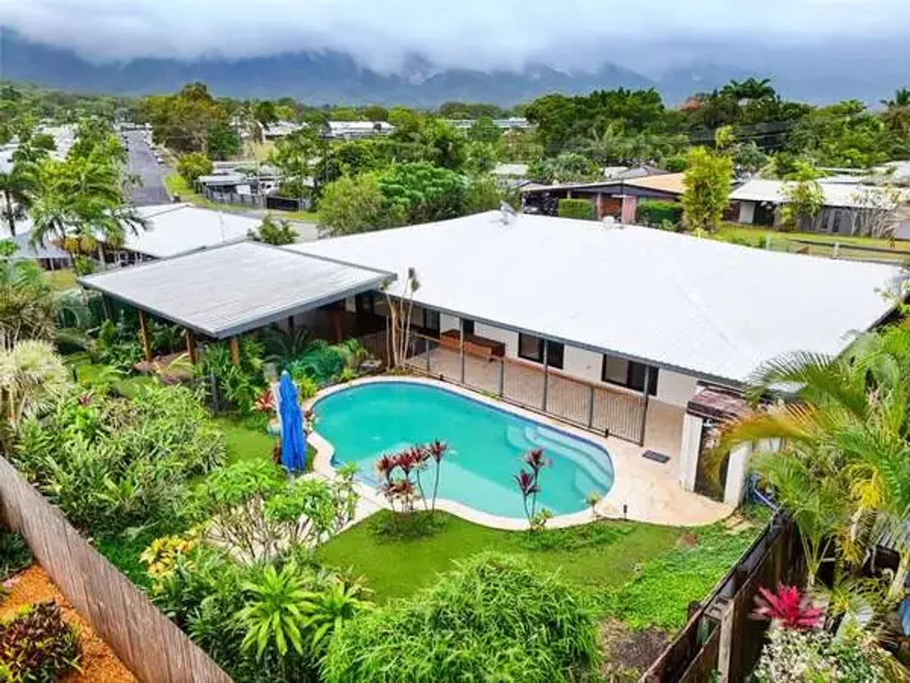9 Kokopo Close, Trinity Beach, QLD 4879