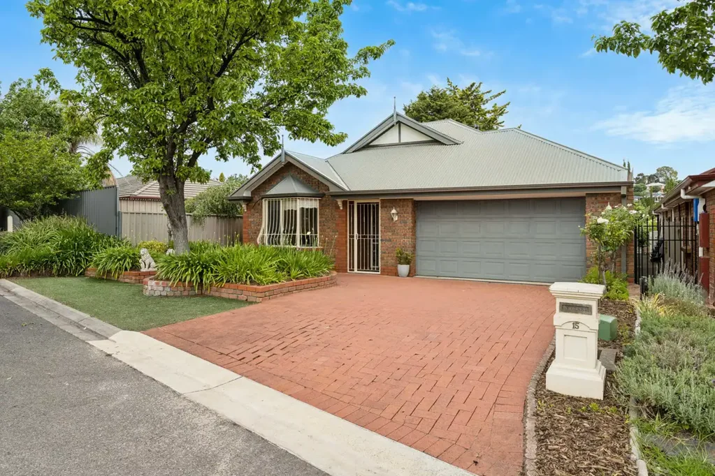 15 St Clair Parade, Greenwith, SA 5125