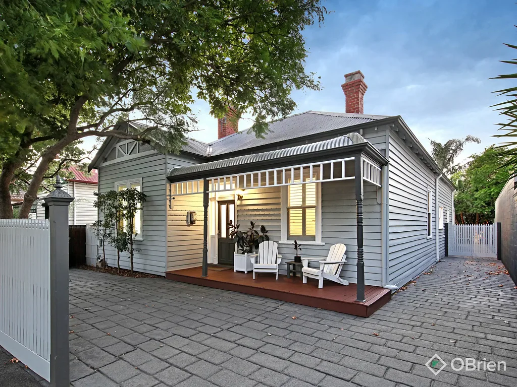 17 Downing Street, Oakleigh, VIC 3166