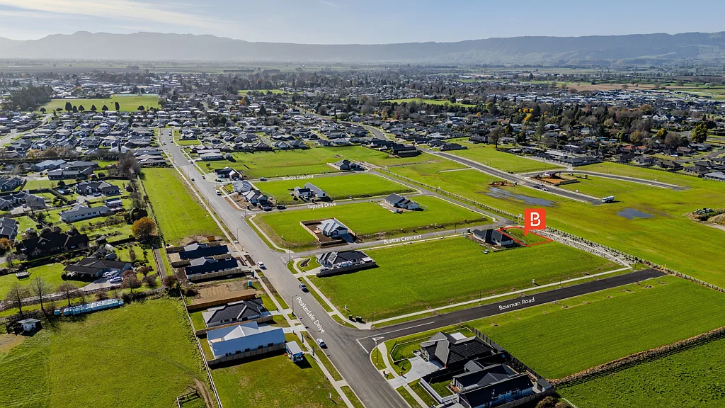 Matamata Private corner site