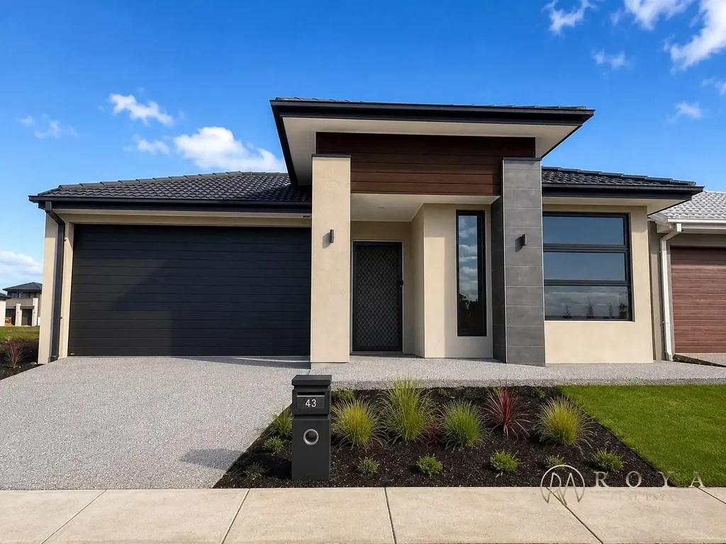 Modern Family Home In Prime Tarneit Location - $560 Per Week