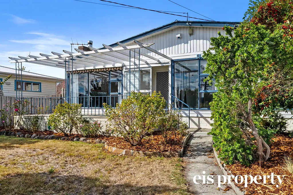 5 Huntley Street, Montrose, TAS 7010