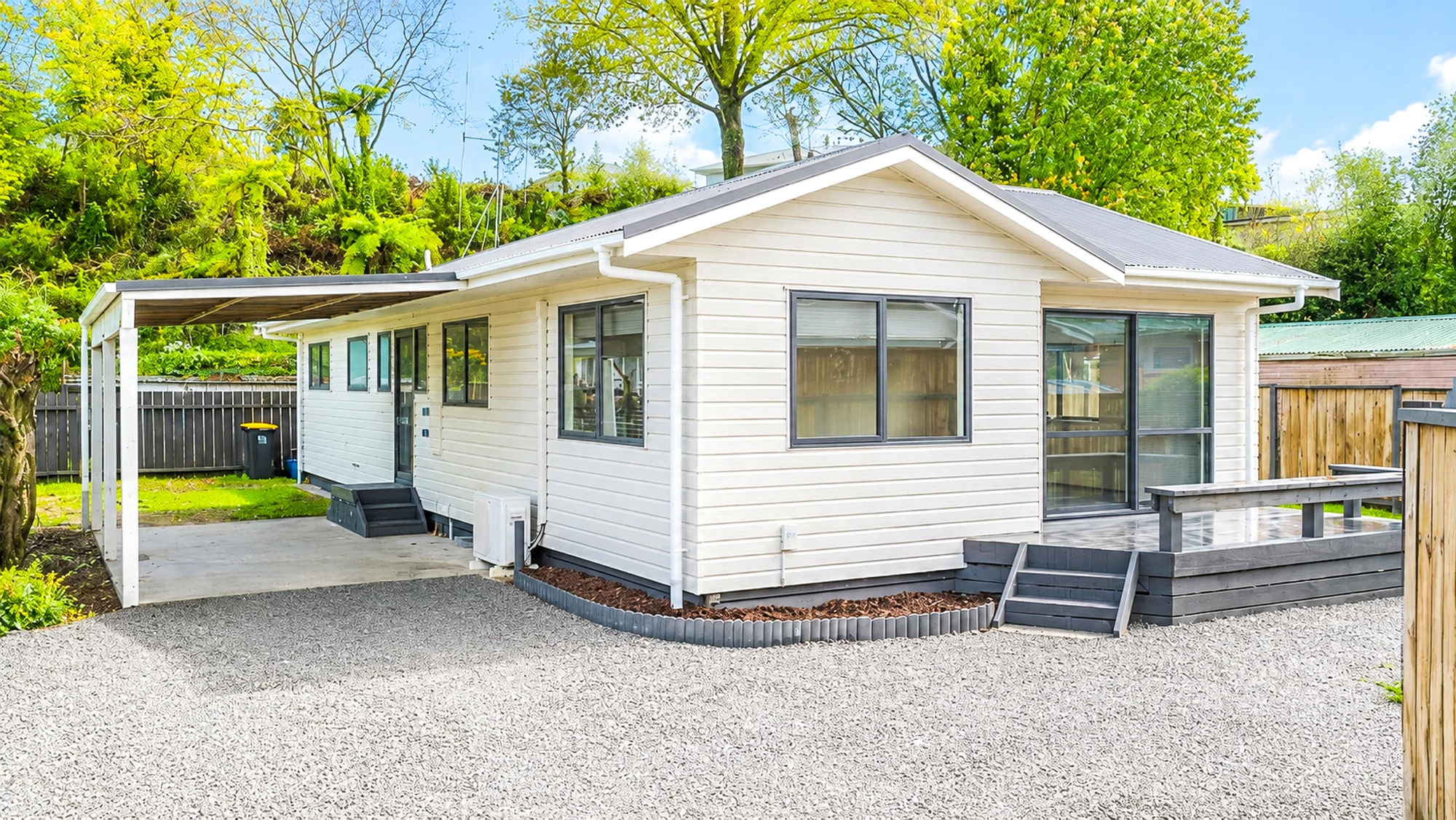 Putaruru 4 Slaapkamer Private family living ready and waiting!