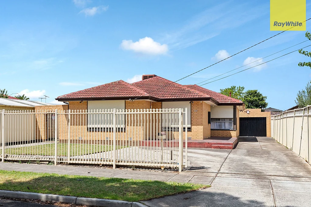 24 Sandra Street, Kings Park, VIC 3021