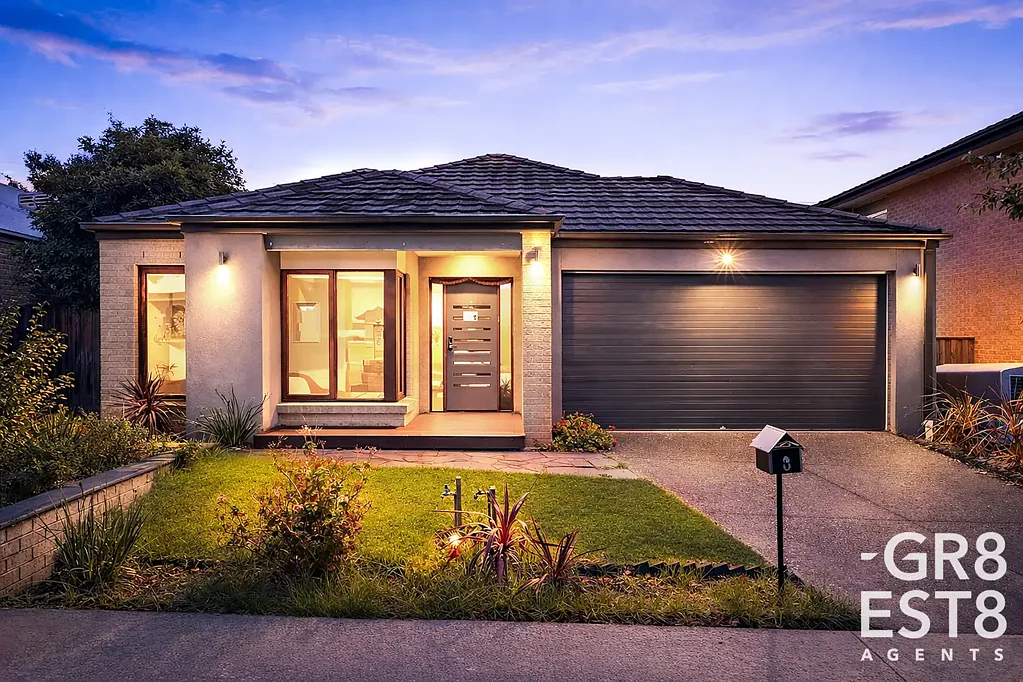 EX-DISPLAY HOME LIVING WITH SIDE ACCESS & ENTERTAINERS DREAM!